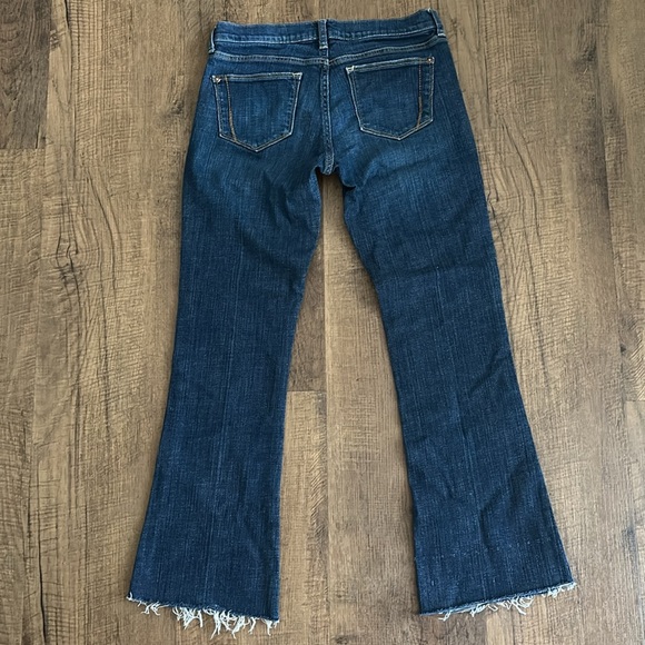 Old Navy Mid Rise The Flirt Bootcut Denim Jeans Size 4 - Picture 9 of 10